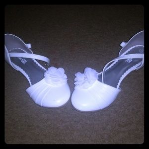 I am selling smartfit dress shoes